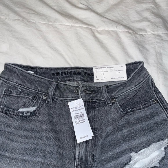 American Eagle Ripped Jeans - Picture 1 of 3